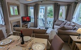 Ambleside Shorefield Holiday Park In Quiet Cul De Sac Entertainment And Leisure Passes Included